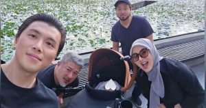 syahrini-dan-reino-barack-momen-begadang-mengurus-anak-pertama
